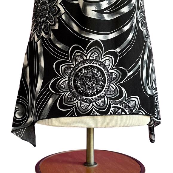 Womens Top Size Large Black Floral Esoteric Hippie Boho Whimisgoth Fairy Office - Picture 6 of 8